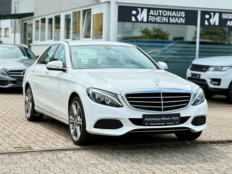 Weiß Gebraucht 2014 Mercedes C220 Limousine | 19.990 € (Fairer Preis) - Bild 1/4