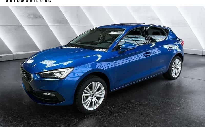 Blau Gebraucht 2024 Seat Leon Style Limousine | 27.980 € (Guter Preis) - Bild 1/4