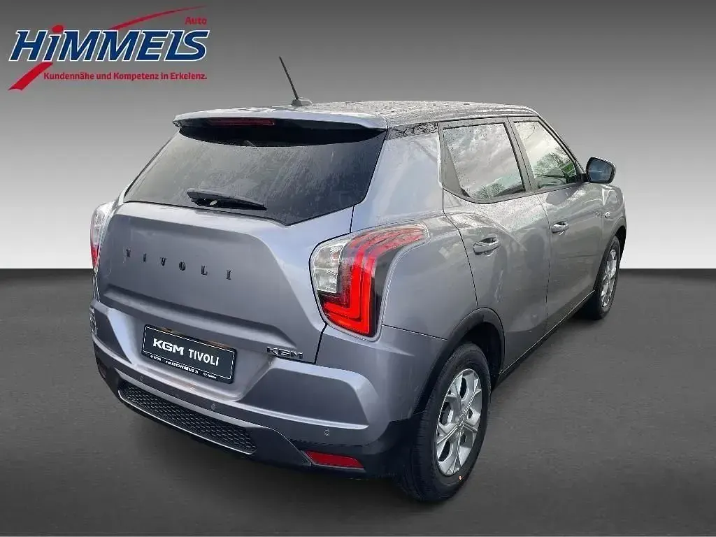 Neu KGM Tivoli 163 PS (119 kW) 2026 Grau SUV