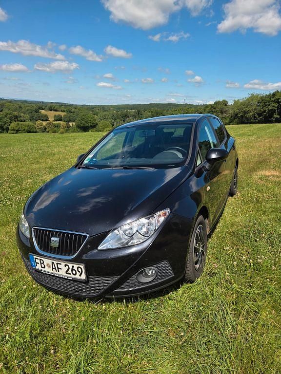 Schwarz Gebraucht 2010 Seat Ibiza Style Limousine | 2.300 € (Guter Preis) - Bild 1/4