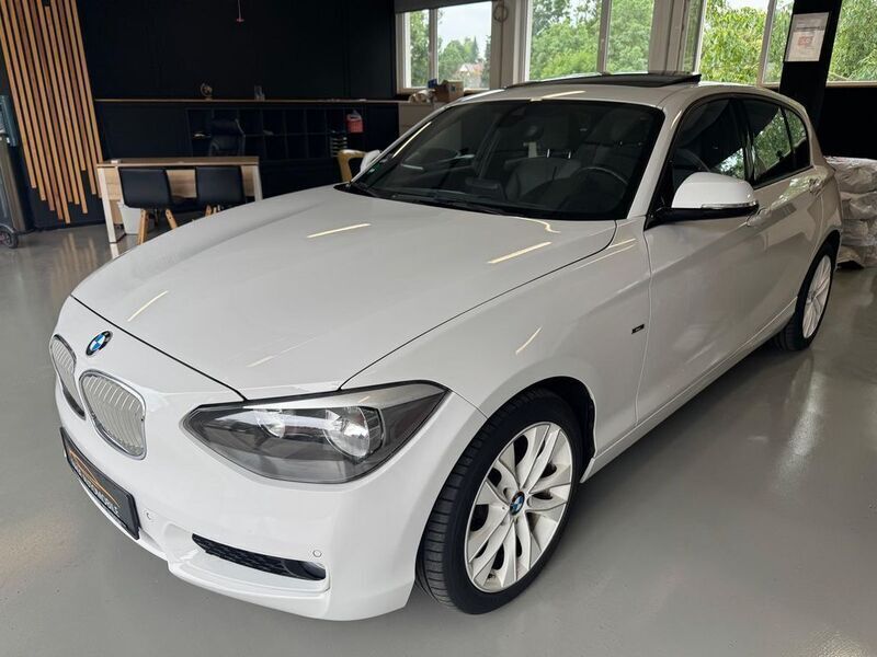 Weiß Gebraucht 2012 BMW 116 Kleinwagen | 11.000 € (Fairer Preis) - Bild 1/4