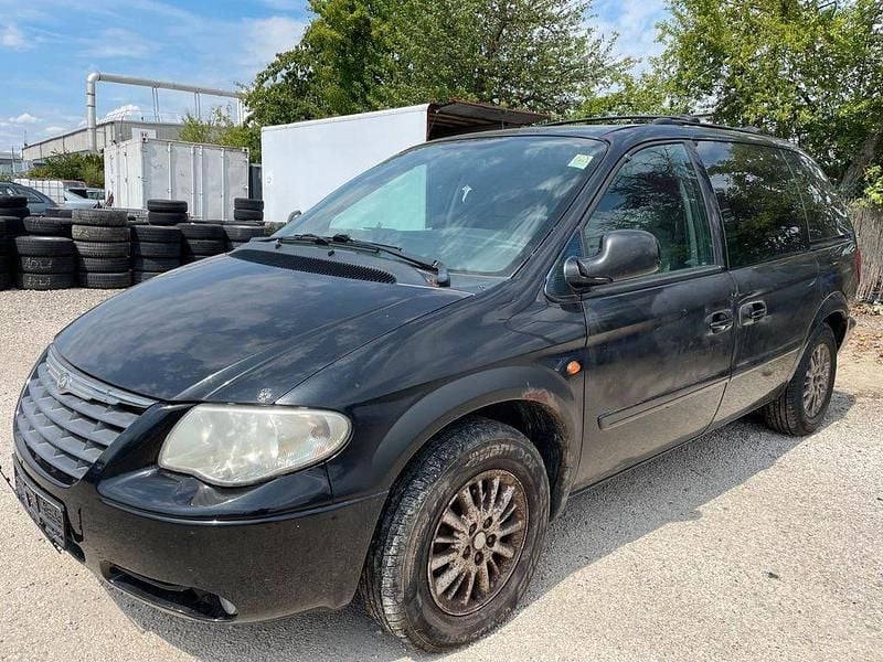 Schwarz Gebraucht 2006 Chrysler Voyager Van / Kleinbus | 700 € (Guter Preis) - Bild 1/4
