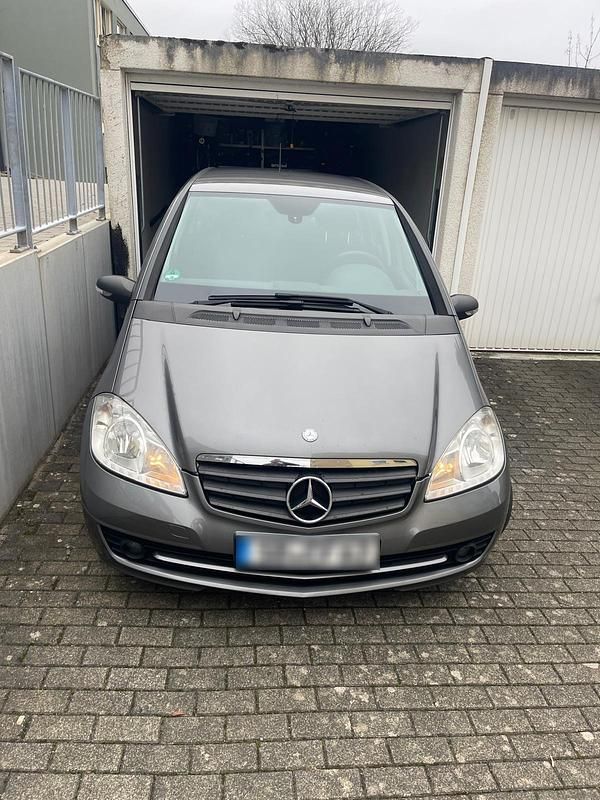 Gebraucht Mercedes A160 82 PS (60 kW) 2009 Grau Kleinwagen