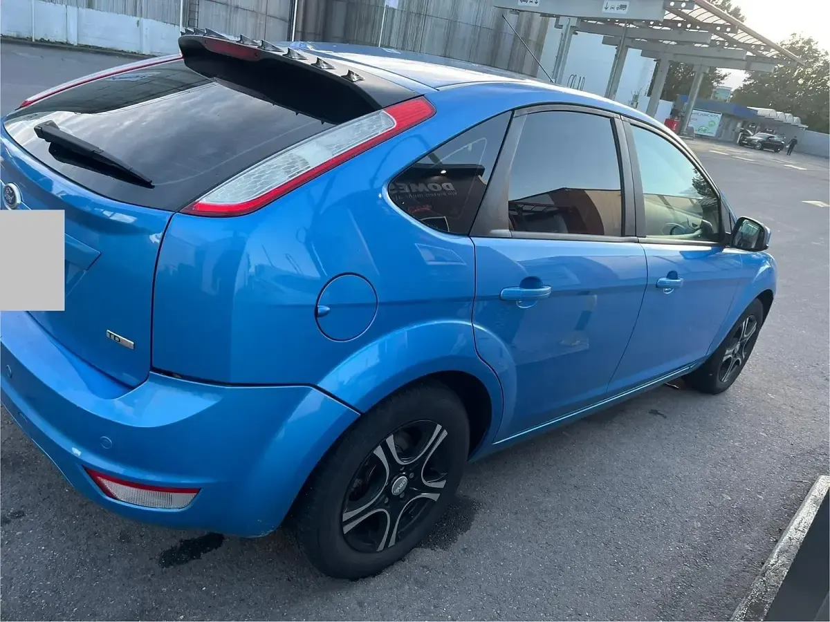 Brugt Ford Focus 90 HK (66 kW) 2009 Blå Sedan