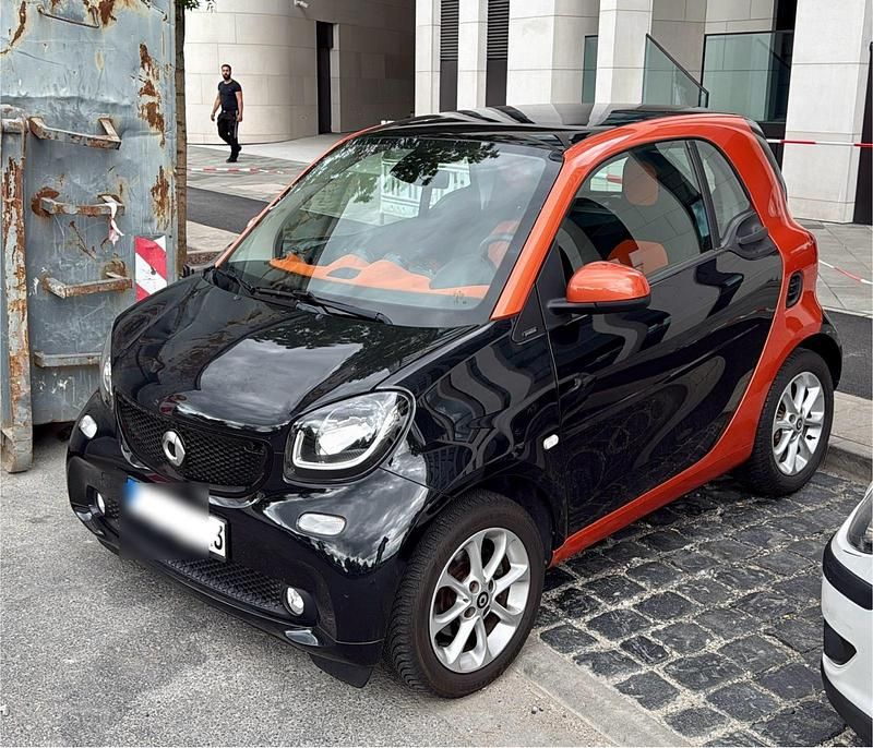 Gebraucht 2017 Smart ForTwo Coupé Passion Kleinwagen | 9.490 € - Bild 1/4