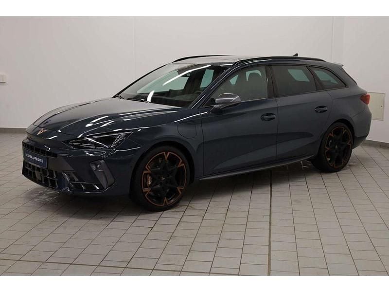 Gebraucht Cupra Leon VZ 272 PS (200 kW) 2025 Blau Kombi