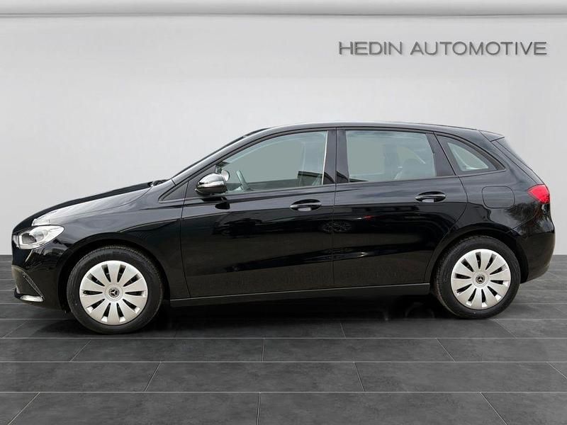 Gebraucht Mercedes E250 160 PS (117 kW) 2022 Schwarz Limousine