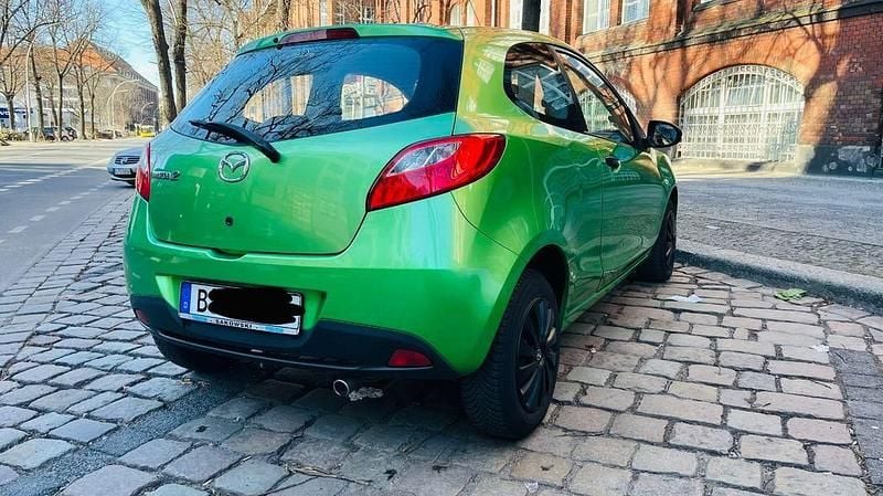 Gebraucht Mazda 2 Impuls 75 PS (55 kW) 2008 Grün Kleinwagen