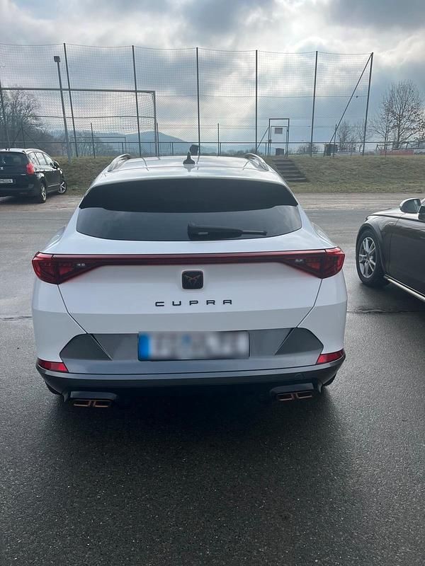 Gebraucht Cupra Formentor VZ2 245 PS (180 kW) 2021 Weiß SUV