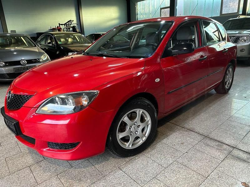Rot Gebraucht 2006 Mazda 3 Comfort Limousine | 2.490 € (Fairer Preis) - Bild 1/4
