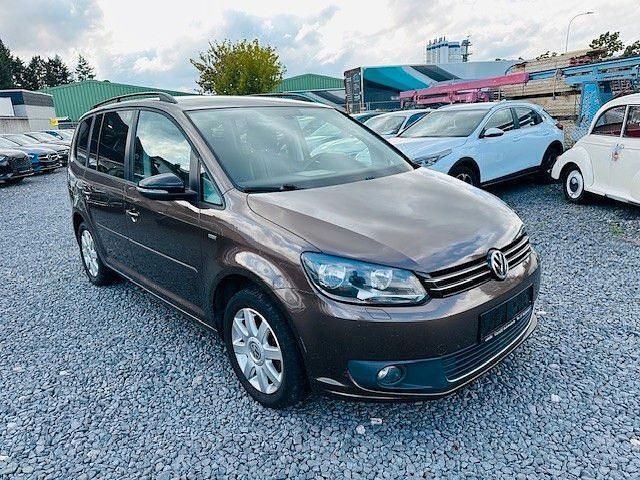 Gebraucht VW Touran Match 140 PS (102 kW) 2012 Braun Van / Kleinbus