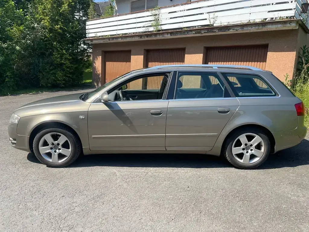 Gebraucht Audi A4 131 PS (96 kW) 2005 Beige Kombi