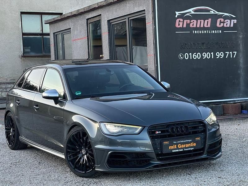 Grau Gebraucht 2014 Audi S3 Comfort Limousine | 17.480 € (Fairer Preis) - Bild 1/4