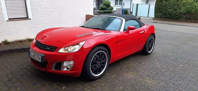 Gebraucht Opel GT 264 PS (194 kW) 2008 Rot Cabrio