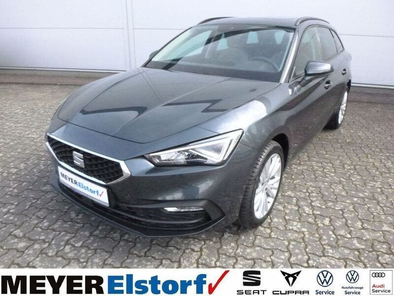 Grau Gebraucht 2024 Seat Leon Style Limousine | 33.490 € (Teuer) - Bild 1/4