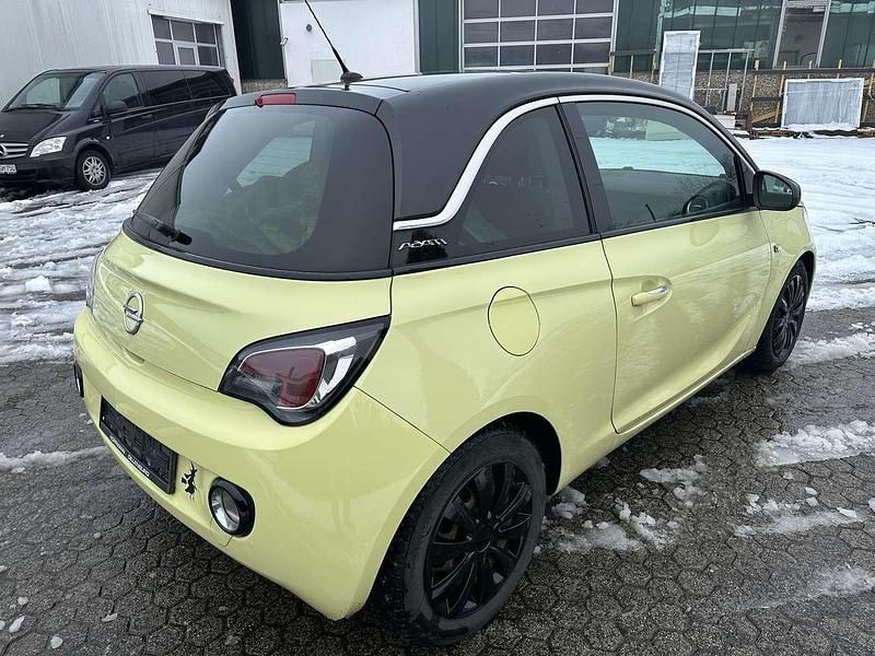 Gebraucht Opel Adam Glam 90 PS (66 kW) 2014 Limonengelb ral 1016 Kleinwagen