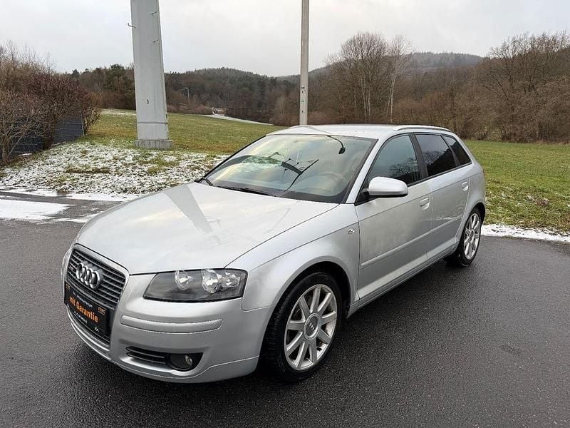 Silber Gebraucht 2008 Audi A3 S-Line Limousine | 2.999 € - Bild 1/4