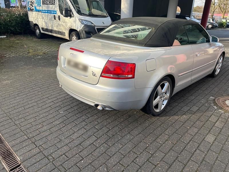 Gebraucht Audi A4 Cabriolet S-Line 140 PS (102 kW) 2009 Silber Cabrio