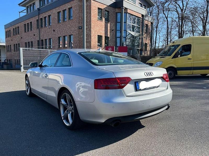 Gebraucht Audi A5 Advanced 239 PS (175 kW) 2009 Silber Coupé