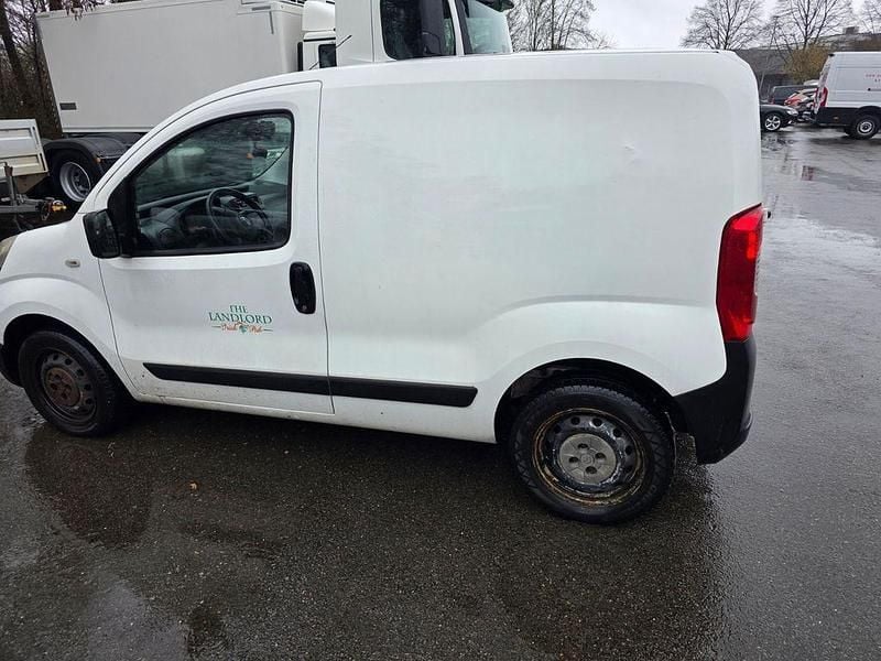 Gebraucht Citroën Nemo Attraction 75 PS (55 kW) 2013 Weiß Van / Kleinbus