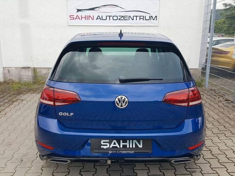 Gebraucht VW Golf VII R-line 150 PS (110 kW) 2017 Lapiz blue metallic Kleinwagen