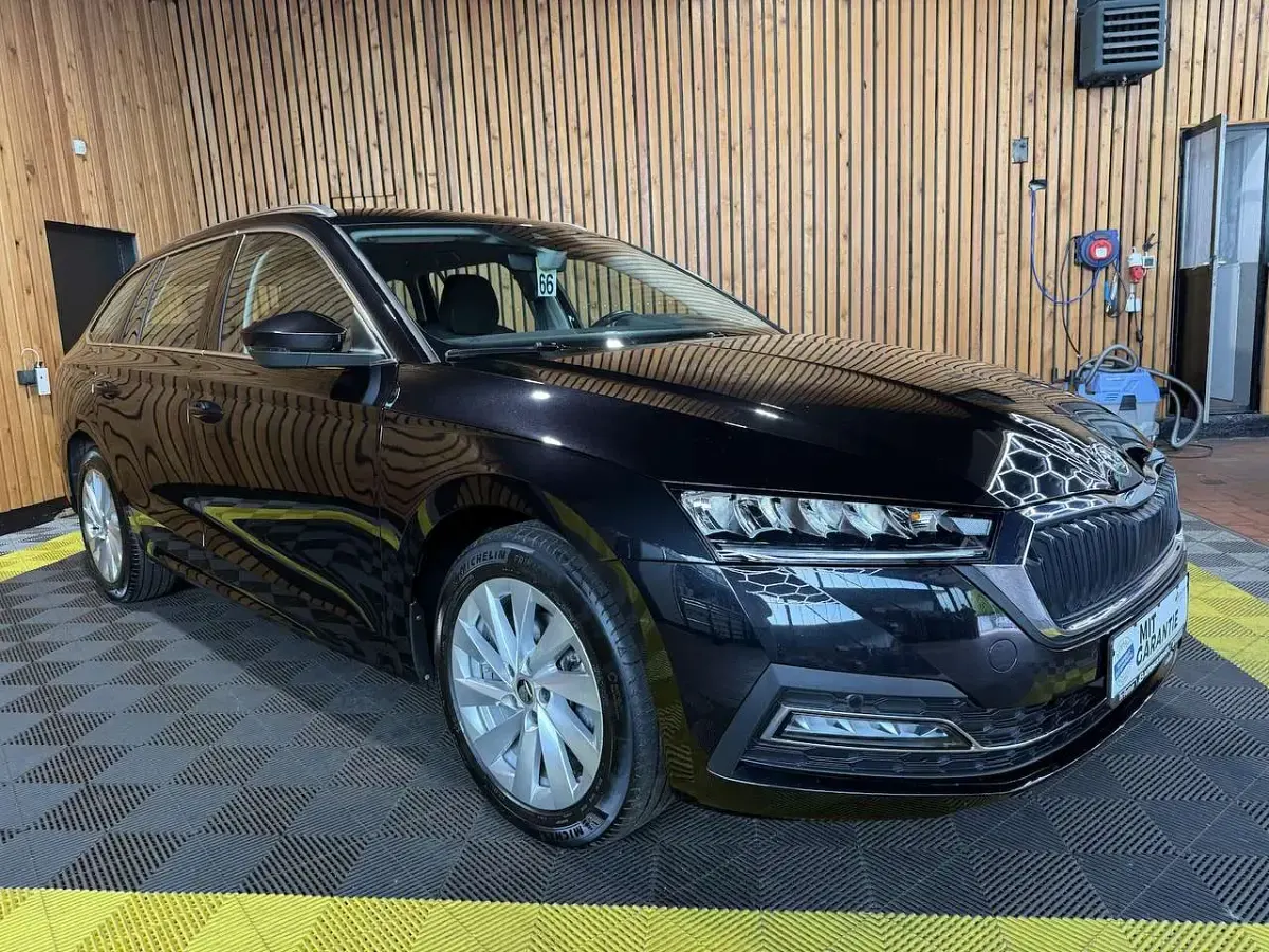 Gebraucht Skoda Octavia Style 150 PS (110 kW) 2024 Schwarz Kombi