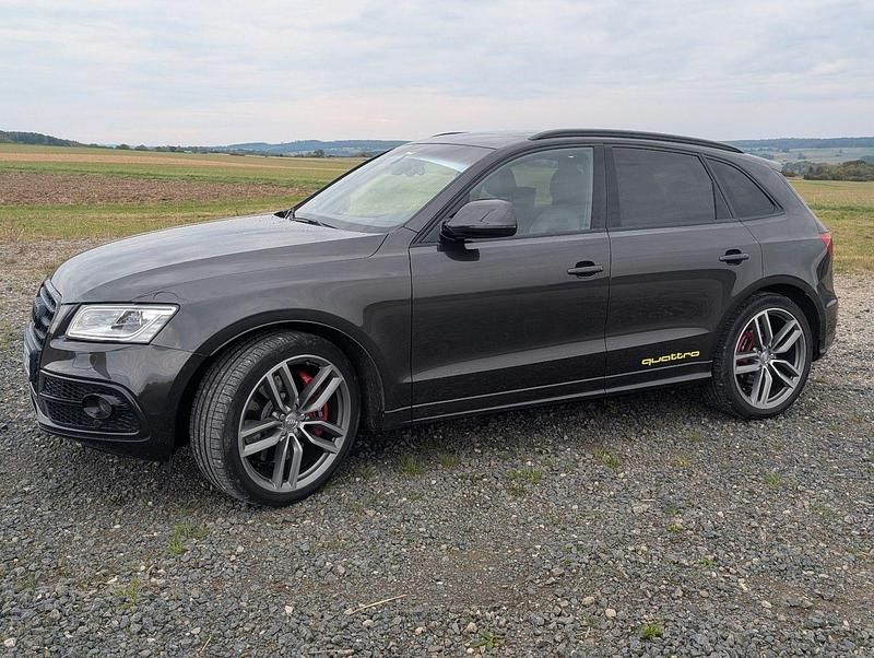 Schwarz Gebraucht 2015 Audi SQ5 Ambiente SUV | 23.999 € (Fairer Preis) - Bild 1/4