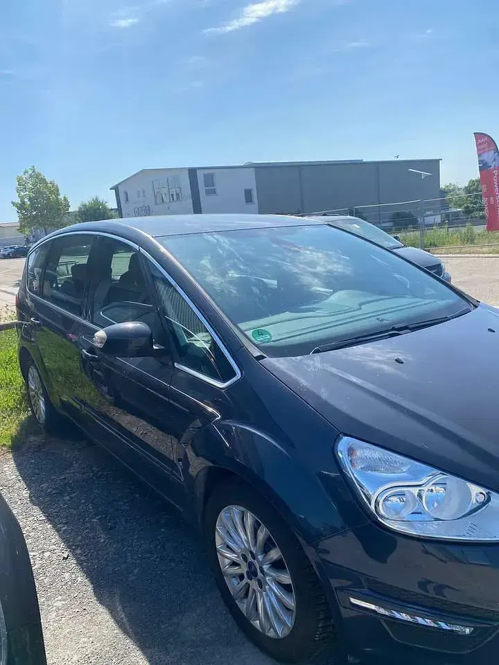 Gebraucht Ford Galaxy Trend 163 PS (119 kW) 2012 Schwarz Van / Kleinbus