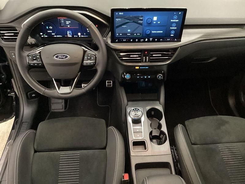 Gebraucht Ford Kuga Active X 243 PS (178 kW) 2024 Schwarz SUV