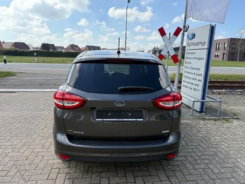 Gebraucht Ford C-MAX Trend 125 PS (91 kW) 2018 Magneticgrau met Van / Kleinbus