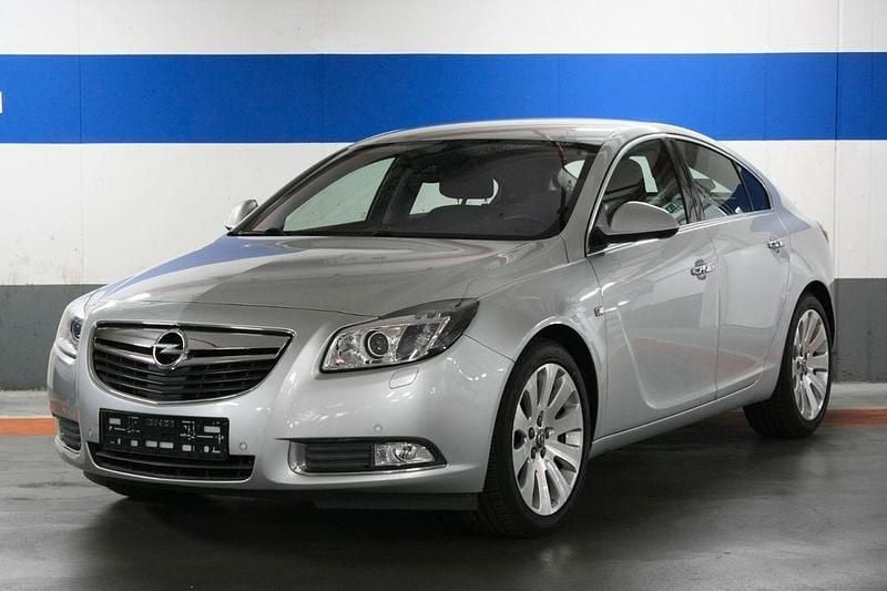 Gebraucht Opel Insignia Innovation 260 PS (191 kW) 2012 Silber Limousine