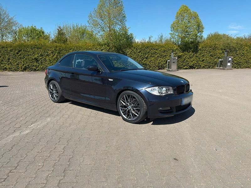 Gebraucht BMW 120 Coupé 177 PS (130 kW) 2009 Blau Coupé