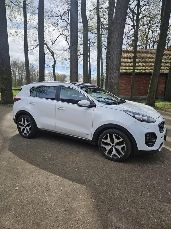 Weiß Gebraucht 2016 Kia Sportage GT-Line SUV | 16.900 € (Fairer Preis) - Bild 1/4