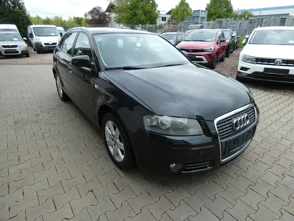 Gebraucht Audi A3 Attraction 102 PS (75 kW) 2008 Schwarz Kleinwagen