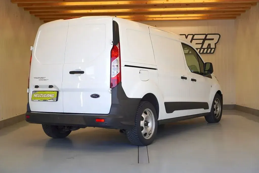 Second-hand Ford Transit Connect 101 CP (74 kW) 2023 Alb Monovolum