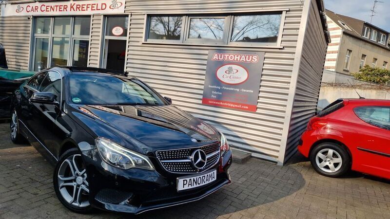 Schwarz unilack Gebraucht 2013 Mercedes E200 Coupé | 17.200 € (Fairer Preis) - Bild 1/4