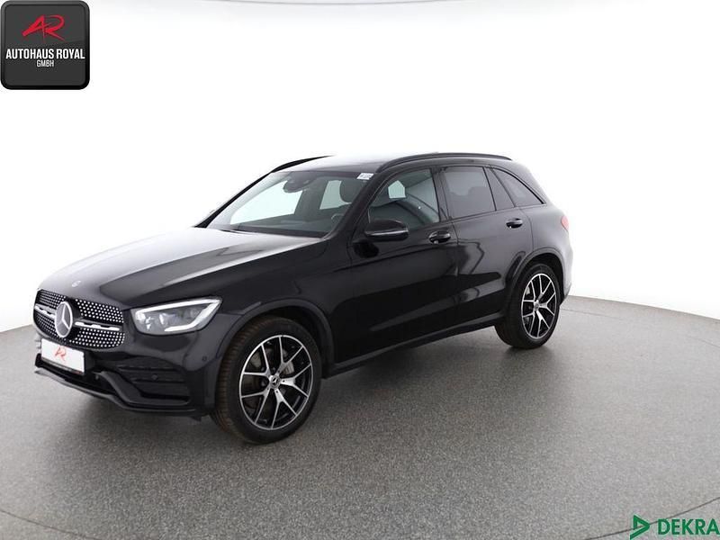Schwarz Gebraucht 2021 Mercedes GLC400d AMG SUV | 44.880 € (Fairer Preis) - Bild 1/4