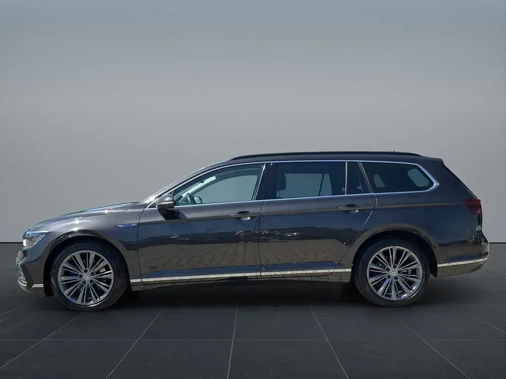 Gebraucht VW Passat GTE 156 PS (114 kW) 2020 Grau Kombi