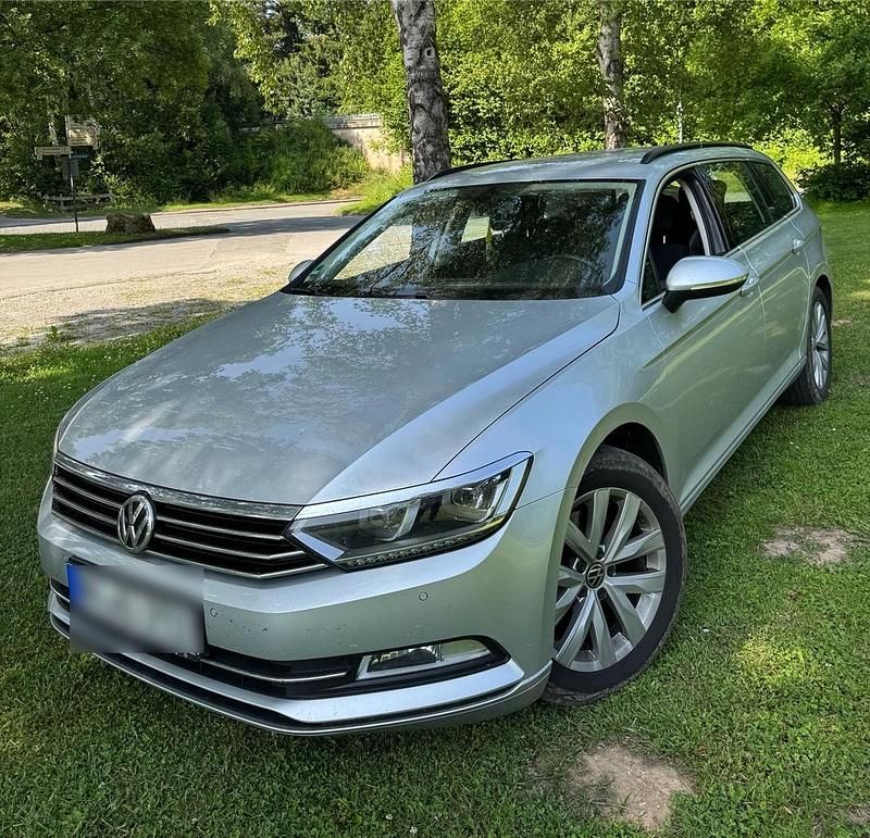 Gebraucht VW Passat 150 PS (110 kW) 2018 Grau Kombi