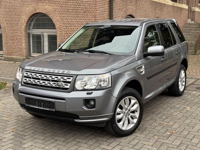 Grau Gebraucht 2012 Land Rover Freelander 2 HSE SUV | 9.999 € (Fairer Preis) - Bild 1/4