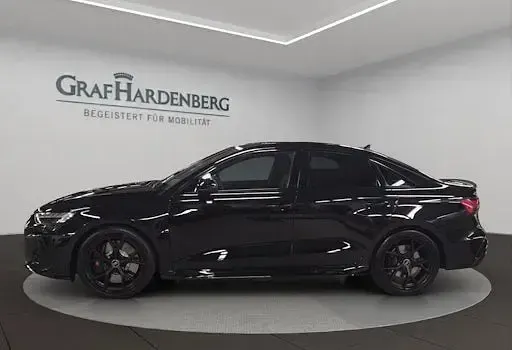 Neu Audi RS3 Comfort 400 PS (294 kW) 2026 Schwarz Limousine
