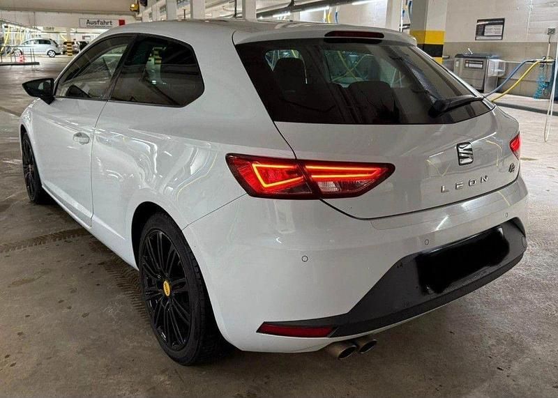 Gebraucht Seat Leon SC FR 150 PS (110 kW) 2016 Weiß Kleinwagen
