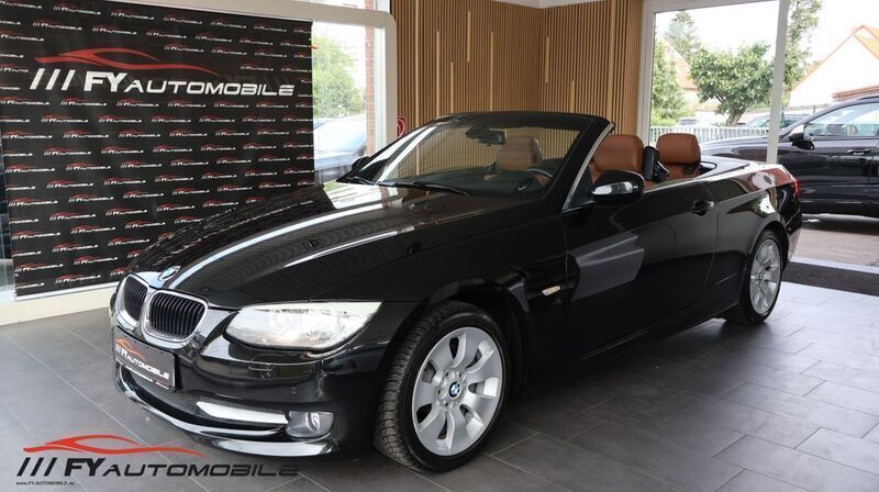 Schwarz Gebraucht 2012 BMW 320 Comfort Edition Coupé | 14.990 € (Fairer Preis) - Bild 1/4