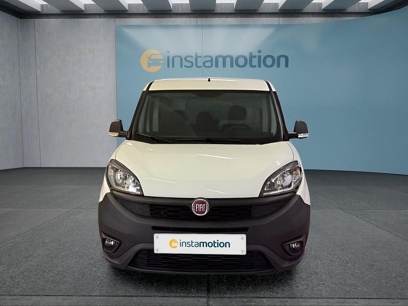Gebraucht Fiat Doblò 90 PS (66 kW) 2022 Weiß Van / Kleinbus