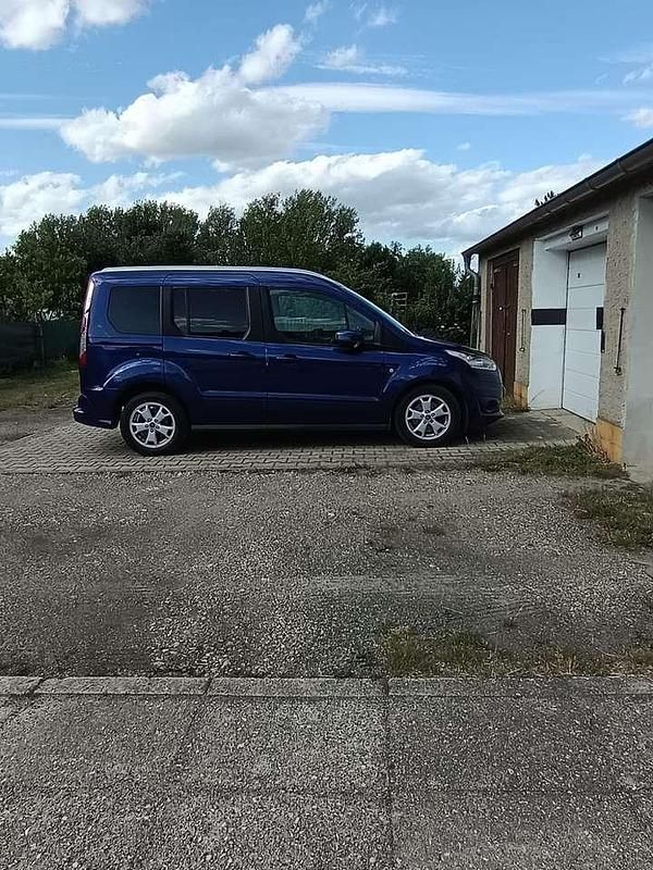 Gebraucht Ford Tourneo Titanium 101 PS (74 kW) 2018 Kombi