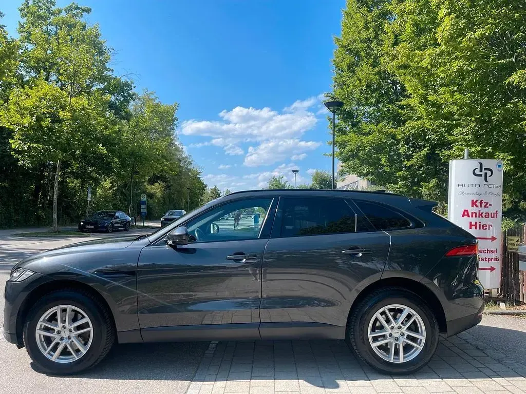 Gebraucht Jaguar F-Pace Portfolio 300 PS (220 kW) 2020 Grau SUV