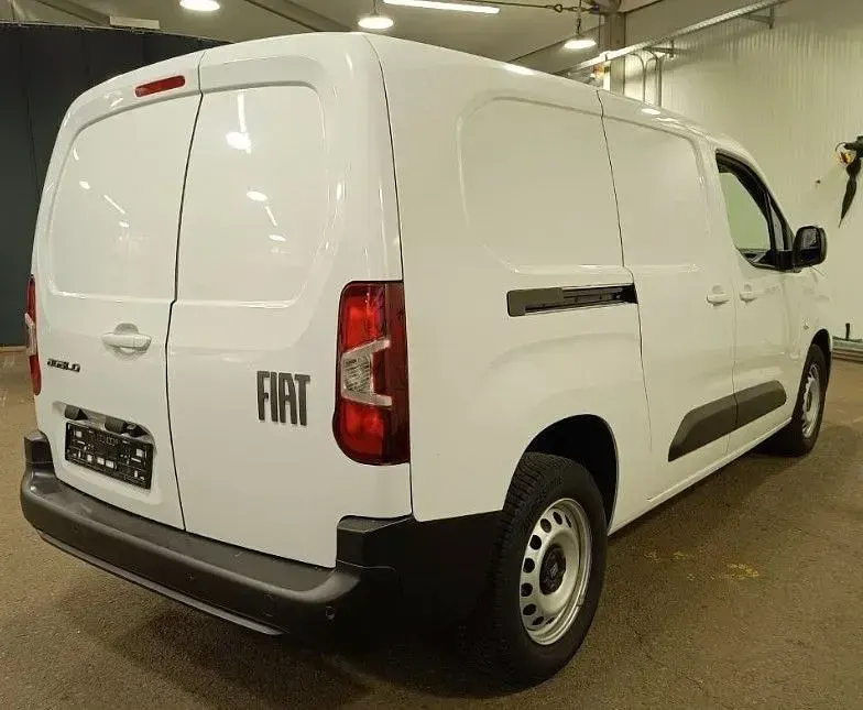 Gebraucht Fiat Doblò 131 PS (96 kW) 2025 Weiß Van / Kleinbus