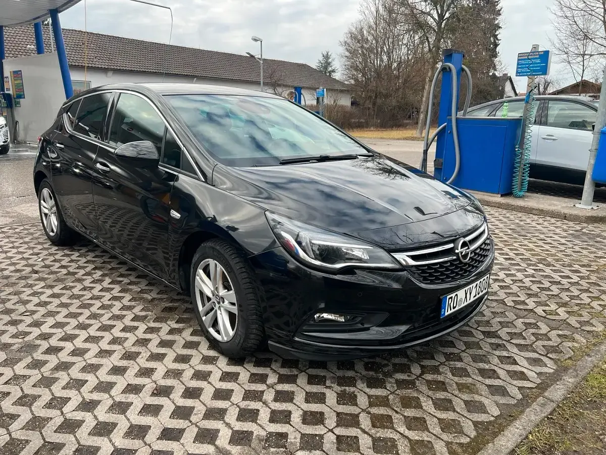Gebraucht Opel Astra 150 PS (110 kW) 2018 Schwarz Limousine