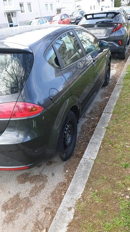 Gebraucht Seat Leon 130 PS (95 kW) 2011 Grau Kleinwagen