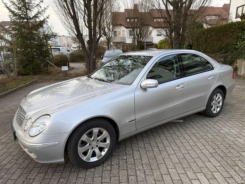 Gebraucht Mercedes E320 Elegance 224 PS (164 kW) 2003 Silber Limousine